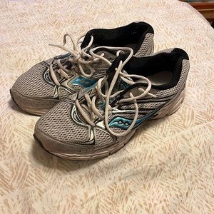 Size 9.5 Saucony Running Shoes